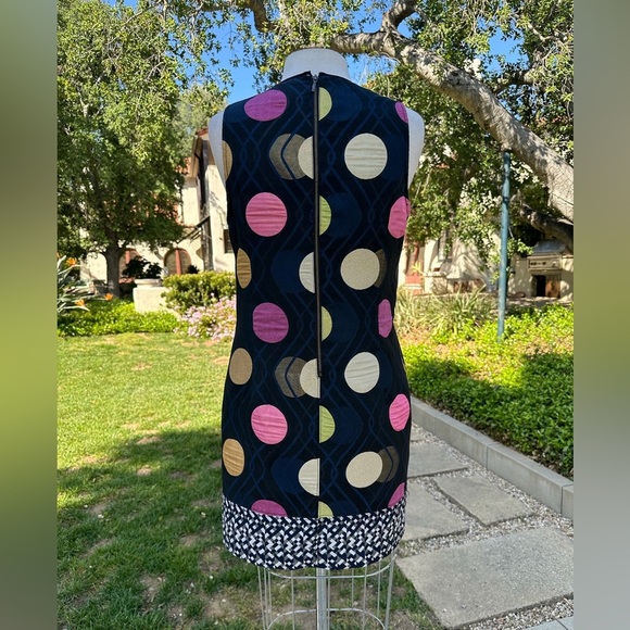 Maeve/Anthropology "Tilde" embroidered metallic shift dress - size L - Picture 4 of 4